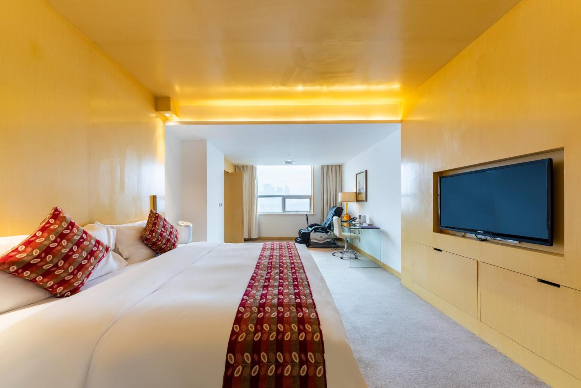 Grand Mercure Hotel Hualing Urumqi Exterior photo